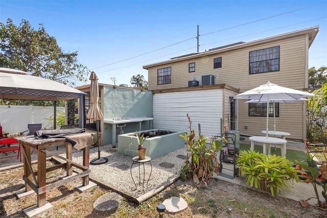 1604 E WATERS AVENUE, Tampa, FL 33604