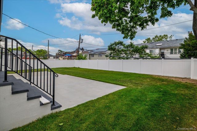 929 Jewel Drive, North Woodmere, NY 11581