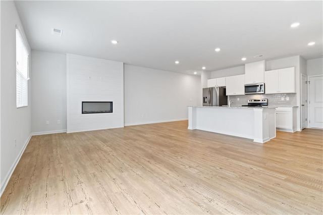 5113 Sidney Square, Flowery Branch, GA 30542