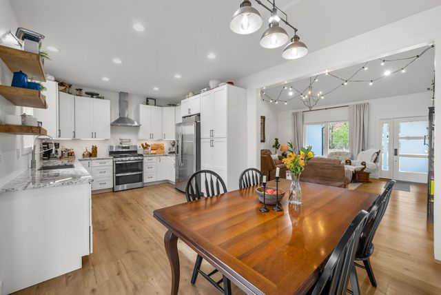 113 Friel Dr, Waverly, TN 37185