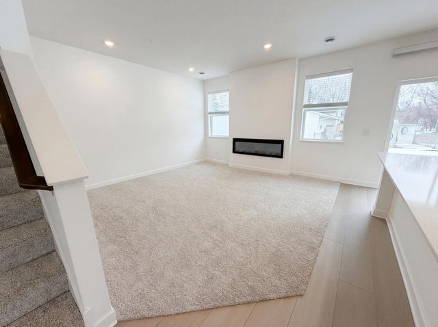 3092 Vanderbie Street, Saint Paul, MN 55117