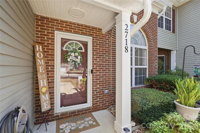 2718 Mill Valley Court, Charlotte, NC 28105