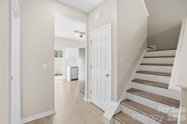 2718 Mill Valley Court, Charlotte, NC 28105