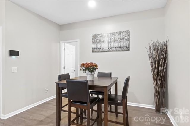 2718 Mill Valley Court, Charlotte, NC 28105
