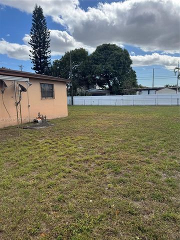 1270 W 31st St, Hialeah, FL 33012