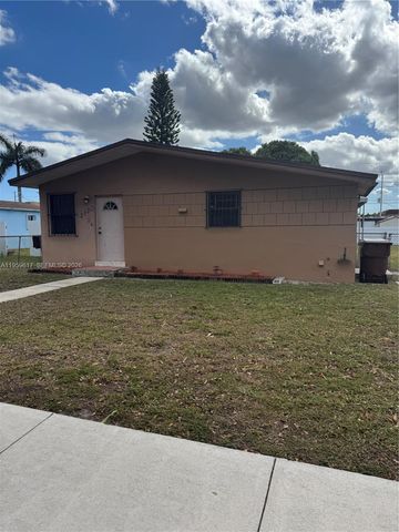 1270 W 31st St, Hialeah, FL 33012