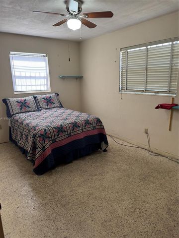 1270 W 31st St, Hialeah, FL 33012