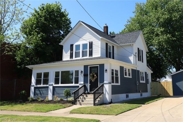 427 South Street, Fairport Harbor, OH 44077