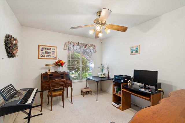 2826 Antigua Drive, Redding, CA 96003