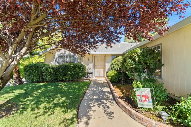 2826 Antigua Drive, Redding, CA 96003