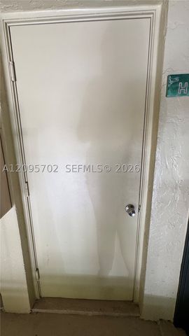18348 NW 68th Ave H, Hialeah, FL 33015