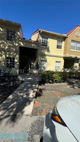 18348 NW 68th Ave H, Hialeah, FL 33015