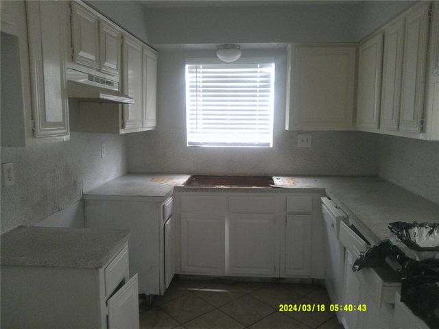 12247 W Village Drive D, Houston, TX 77039