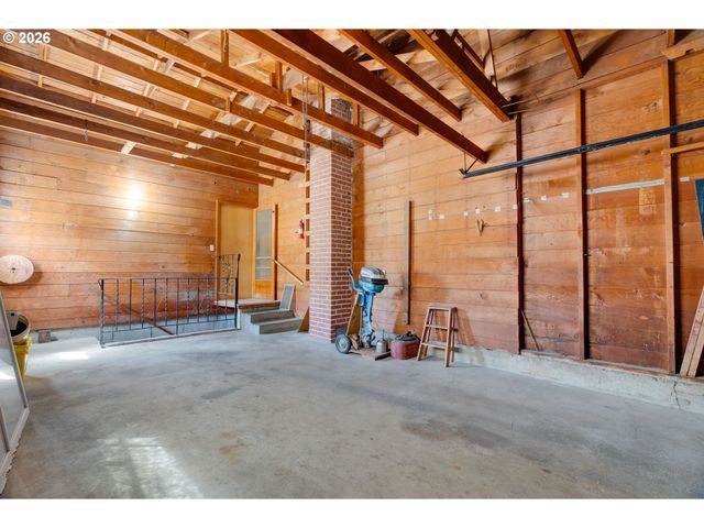 9734 Se HARRISON St, Portland, OR 97216