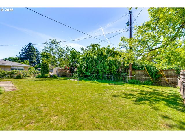 9734 Se HARRISON St, Portland, OR 97216