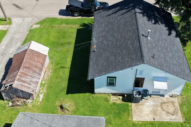 1210 4th Street, Bedford, IN 47421