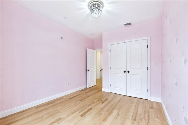 20 Dyer St 20, Rockland, MA 02370