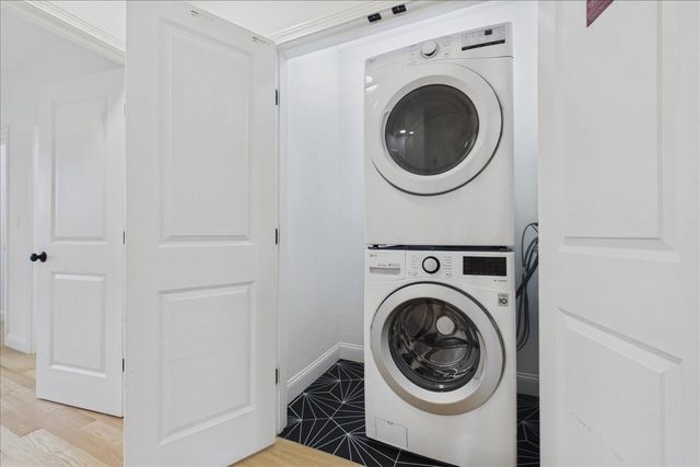 20 Dyer St 20, Rockland, MA 02370