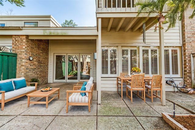 6754 E Northwest Highway, Dallas, TX 75231