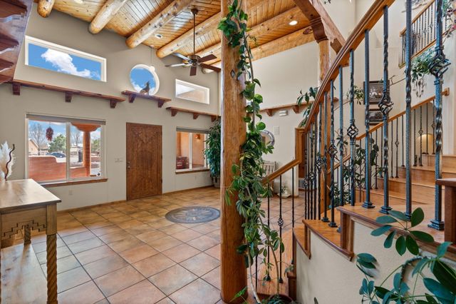 650 Barnett Road, Bosque Farms, NM 87068