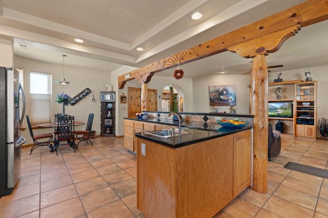 650 Barnett Road, Bosque Farms, NM 87068