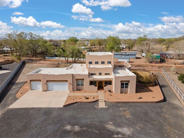 650 Barnett Road, Bosque Farms, NM 87068