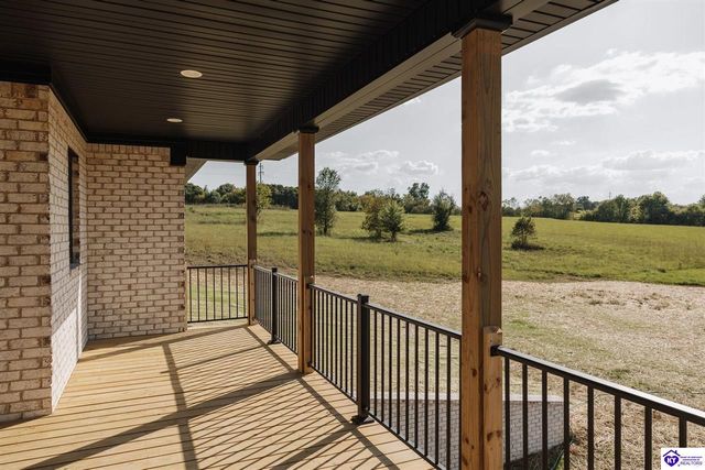 243 Sweet Grass Ct, Hodgenville, KY 42748