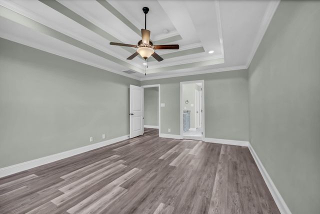 524 Cresthaven Ln, Clarksville, TN 37043