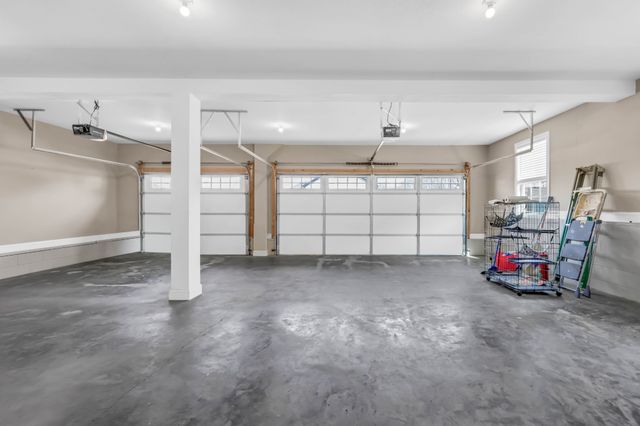 524 Cresthaven Ln, Clarksville, TN 37043