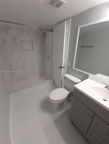 11800 SW 18th St 314-4, Miami, FL 33175