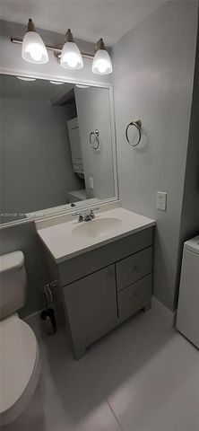 11800 SW 18th St 314-4, Miami, FL 33175