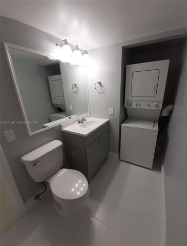 11800 SW 18th St 314-4, Miami, FL 33175