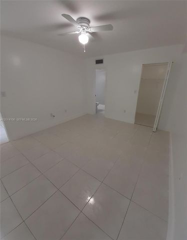 11800 SW 18th St 314-4, Miami, FL 33175