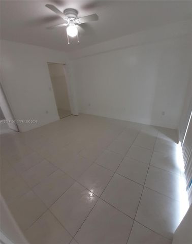 11800 SW 18th St 314-4, Miami, FL 33175