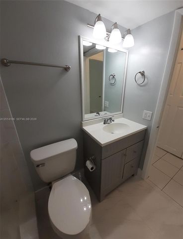 11800 SW 18th St 314-4, Miami, FL 33175
