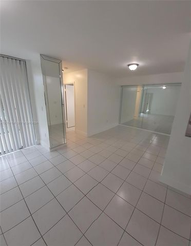 11800 SW 18th St 314-4, Miami, FL 33175