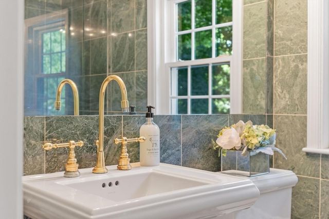 209 Follen Road, Lexington, MA 02421