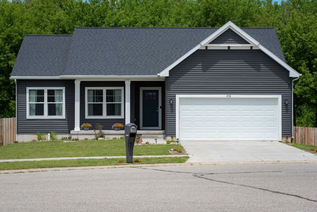 258 Ruby Court, Alma, MI 48801