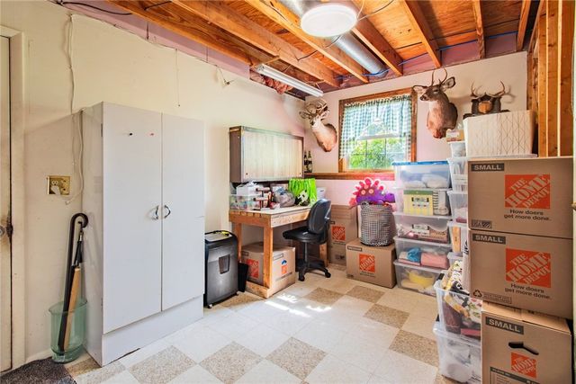 404 Anna Marie Dr, Cranberry Twp, PA 16066