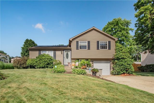 404 Anna Marie Dr, Cranberry Twp, PA 16066