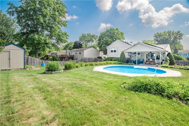 404 Anna Marie Dr, Cranberry Twp, PA 16066