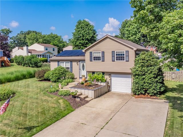 404 Anna Marie Dr, Cranberry Twp, PA 16066