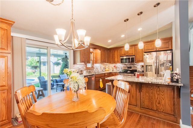 404 Anna Marie Dr, Cranberry Twp, PA 16066