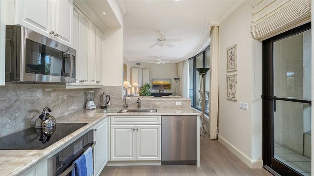 1281 GULF OF MEXICO DRIVE 111, Longboat Key, FL 34228