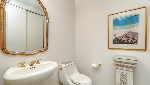 1281 GULF OF MEXICO DRIVE 111, Longboat Key, FL 34228