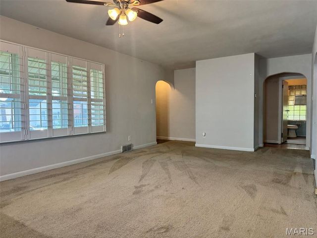 6015 Arthur Avenue, St Louis, MO 63139