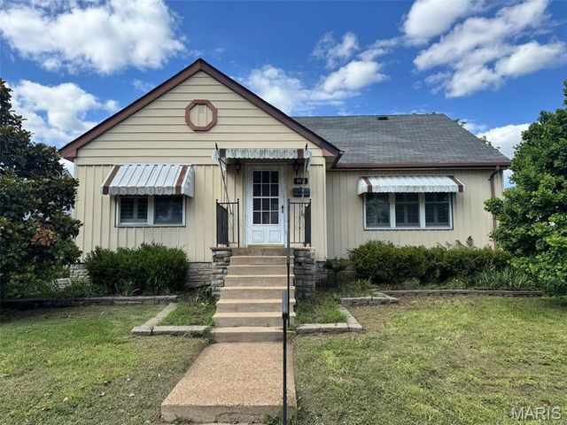6015 Arthur Avenue, St Louis, MO 63139