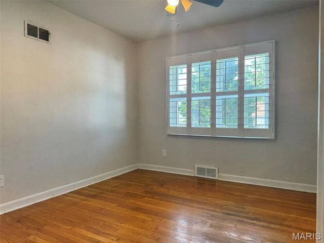 6015 Arthur Avenue, St Louis, MO 63139