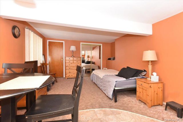 255 Brookside Court, Copiague, NY 11726