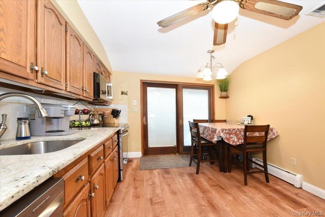 255 Brookside Court, Copiague, NY 11726